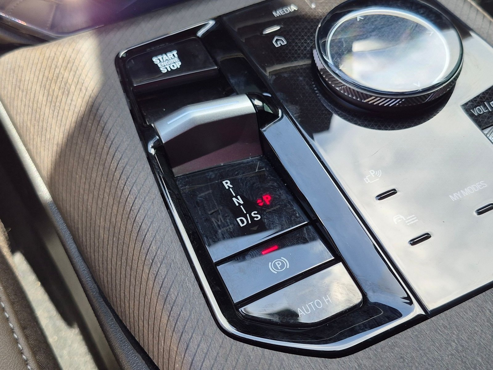 2026 BMW X3 30 - Photo 12