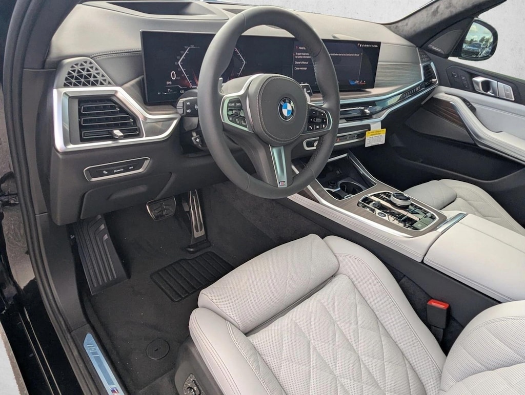 New 2026 BMW X7 xDrive40i SUV