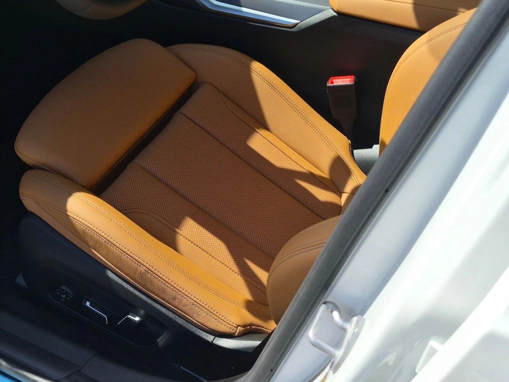 New 2026 BMW 330i xDrive Sedan
