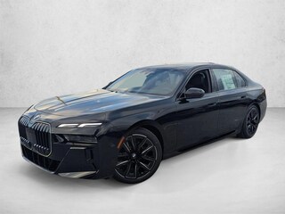 2026 BMW 740i