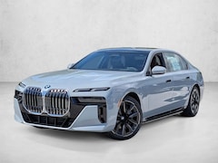 2026 BMW 750e xDrive Sedan