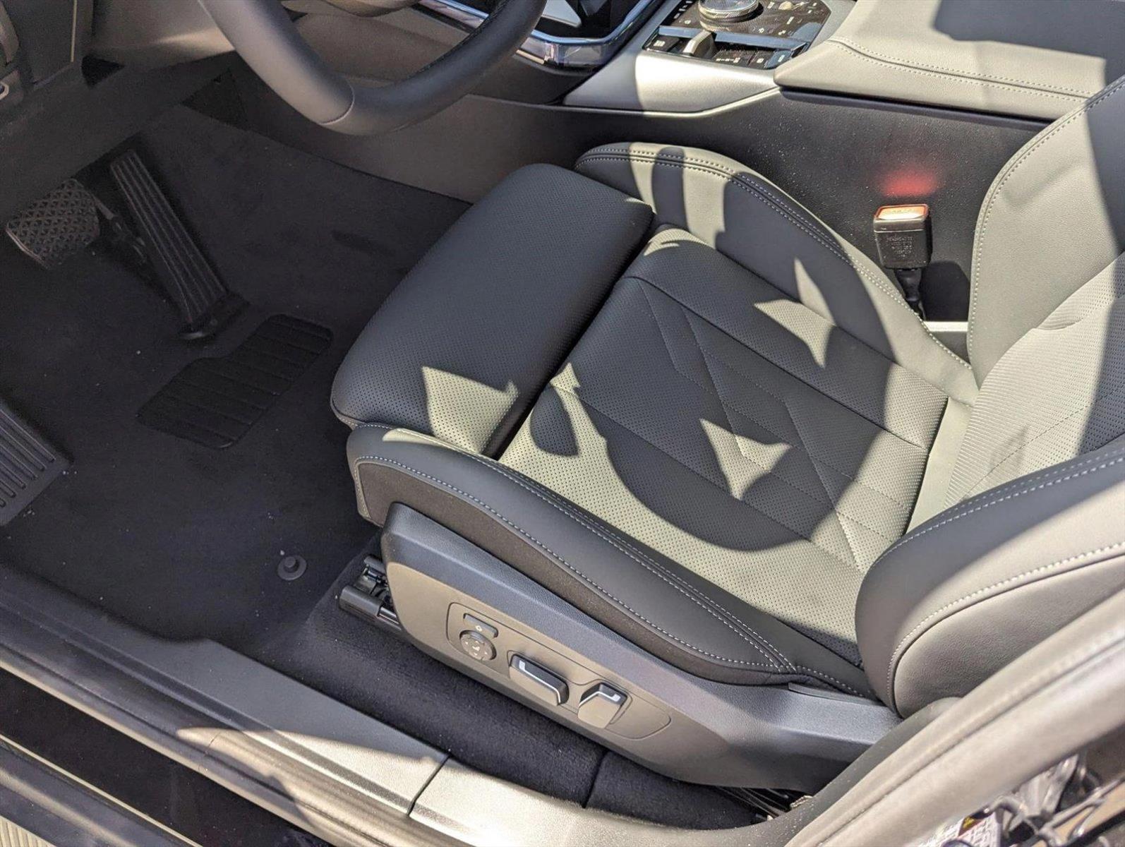 2025 Bmw X3 30x Drive photo 3