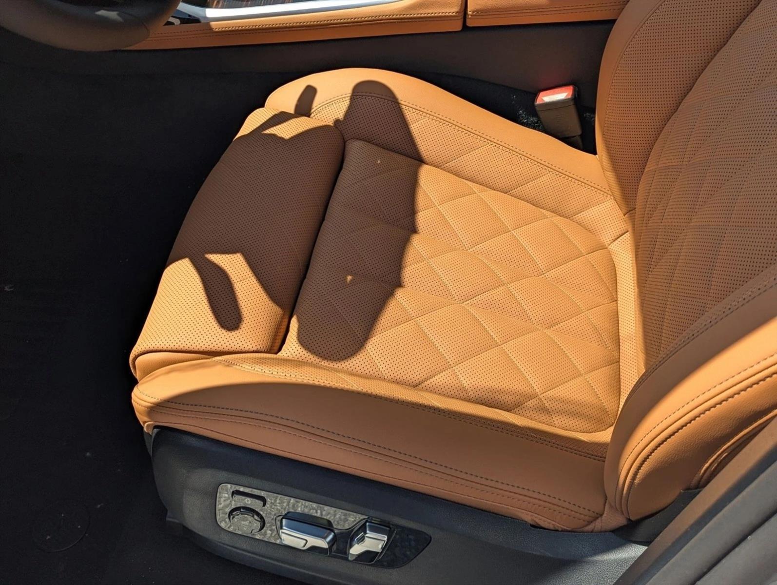 2026 Bmw X7 xDrive40i photo 3