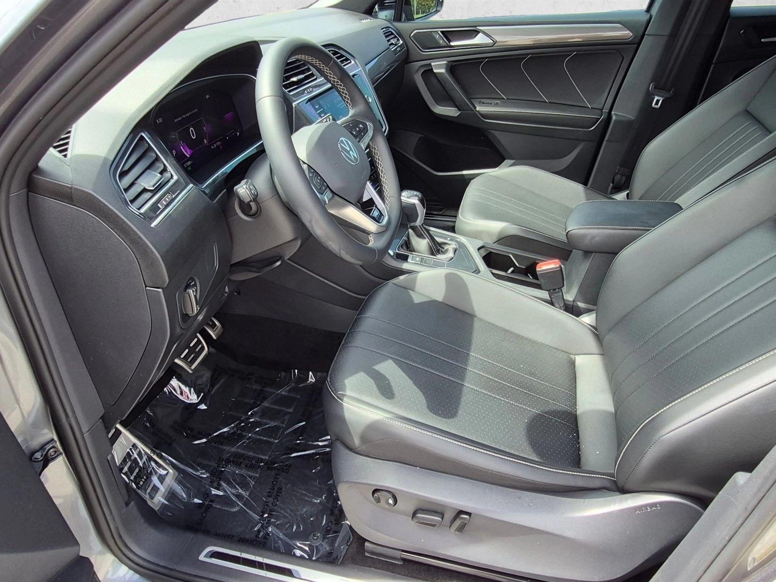 2023 Volkswagen Tiguan SE R-LINE BLACK - Photo 16