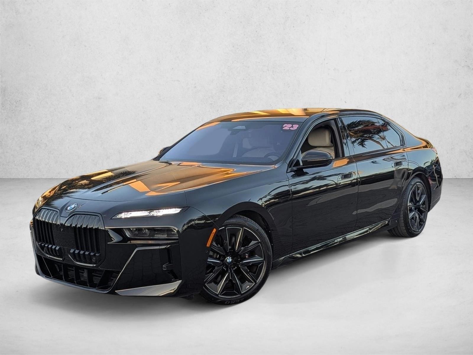 2023 BMW 7 Series 760i's photo
