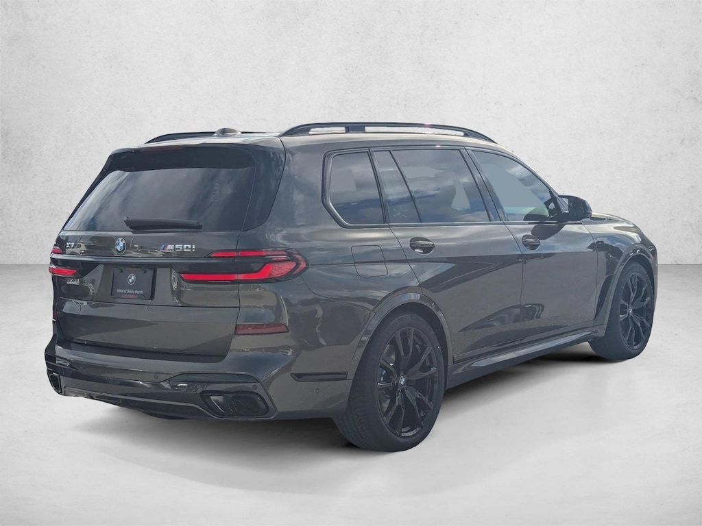 New 2026 BMW X7 M60i SUV
