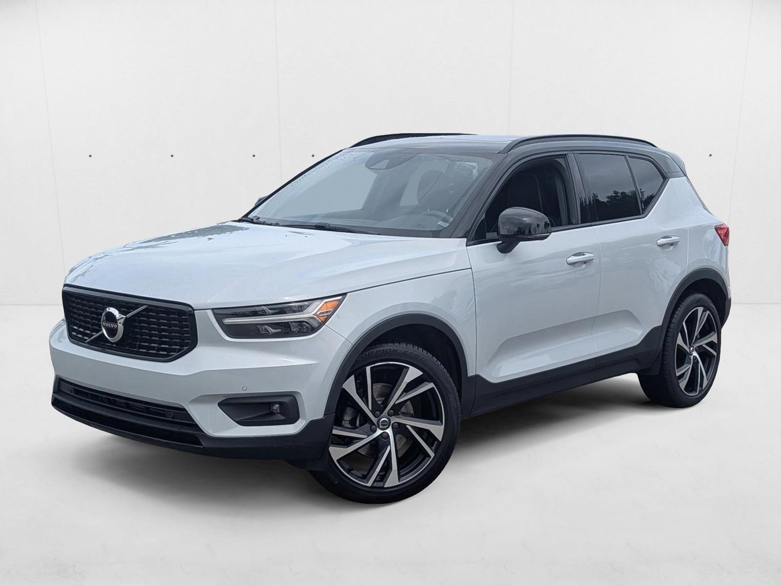 2022 Volvo XC40