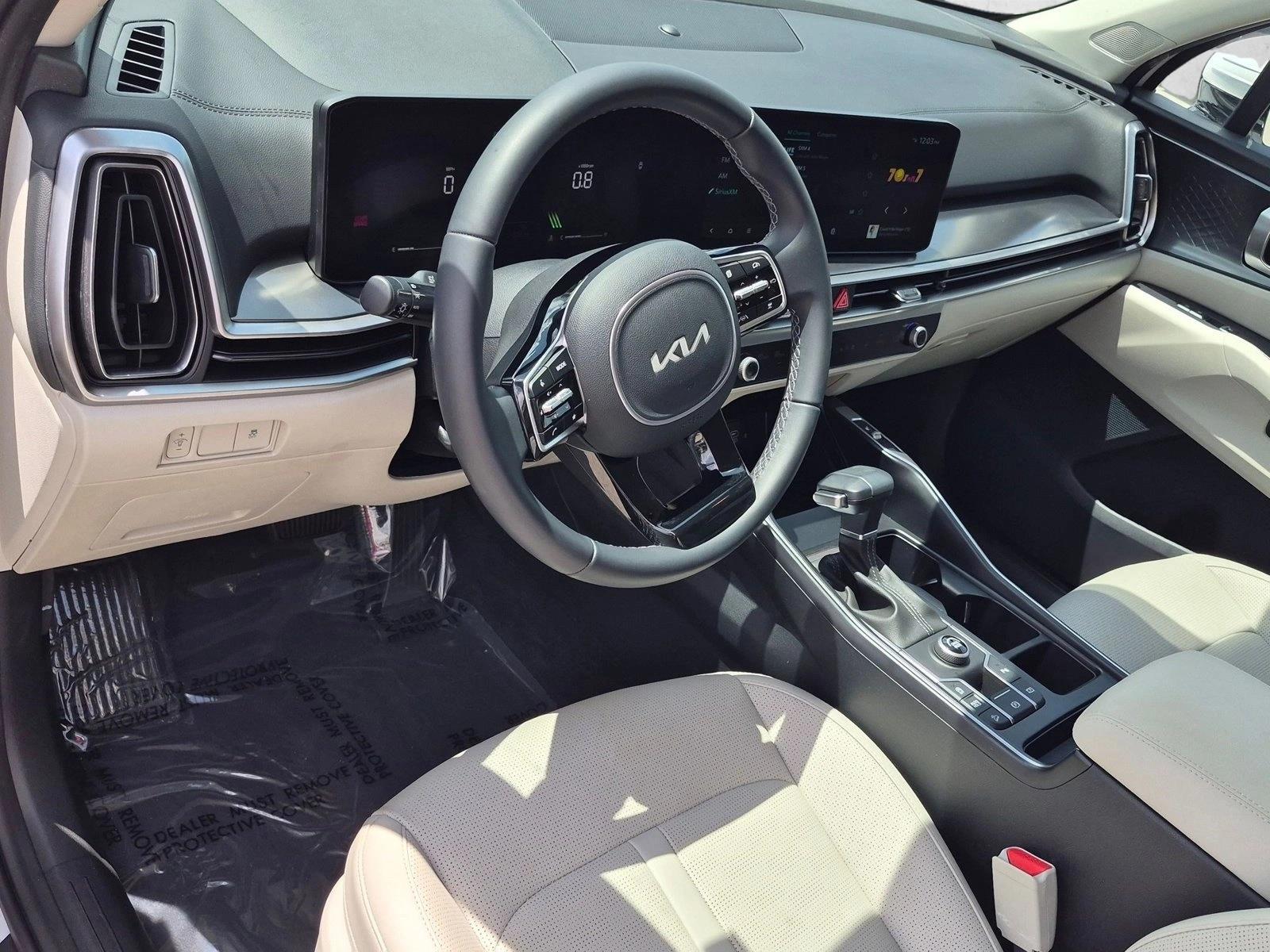 2025 Kia Sorento S - Photo 10