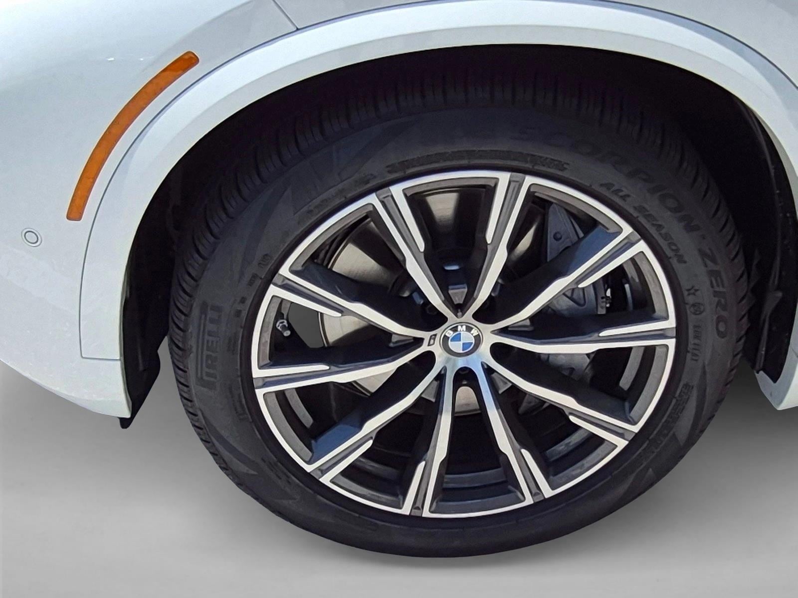 2026 BMW X5 50e - Photo 21