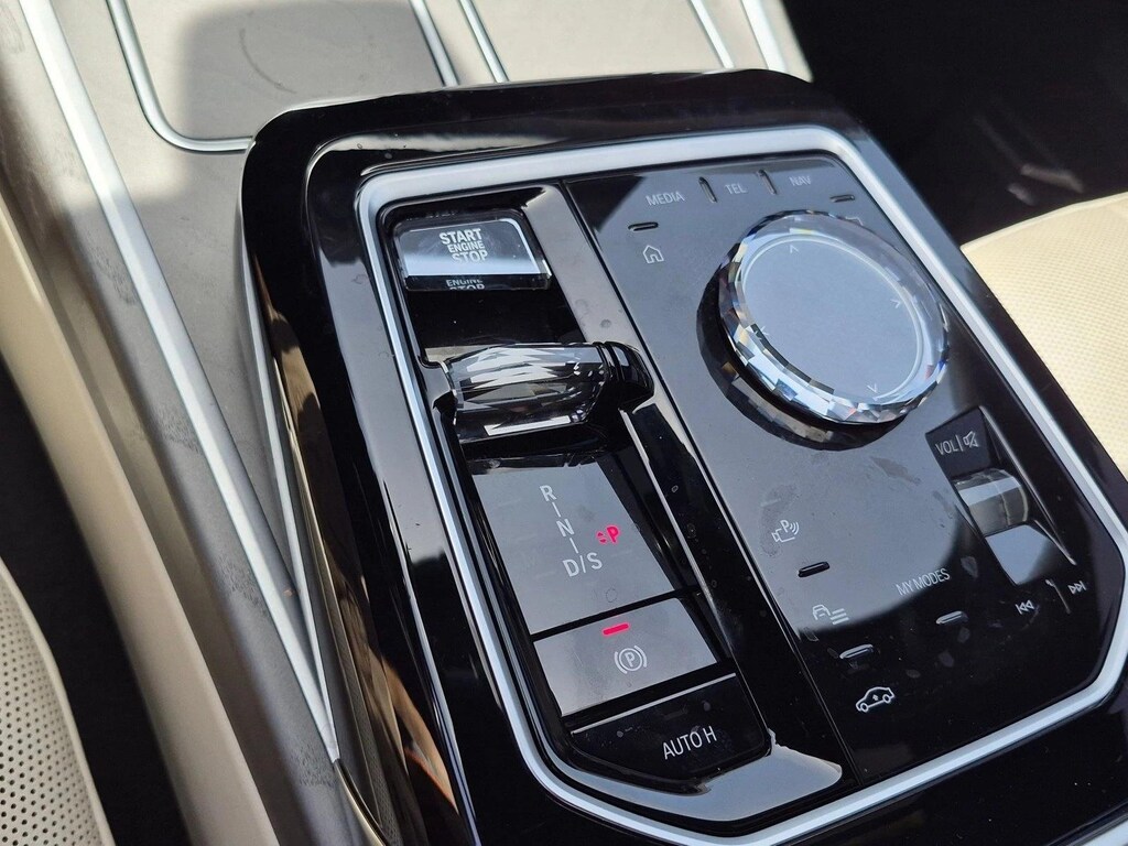 Certified 2023 BMW 740i Sedan