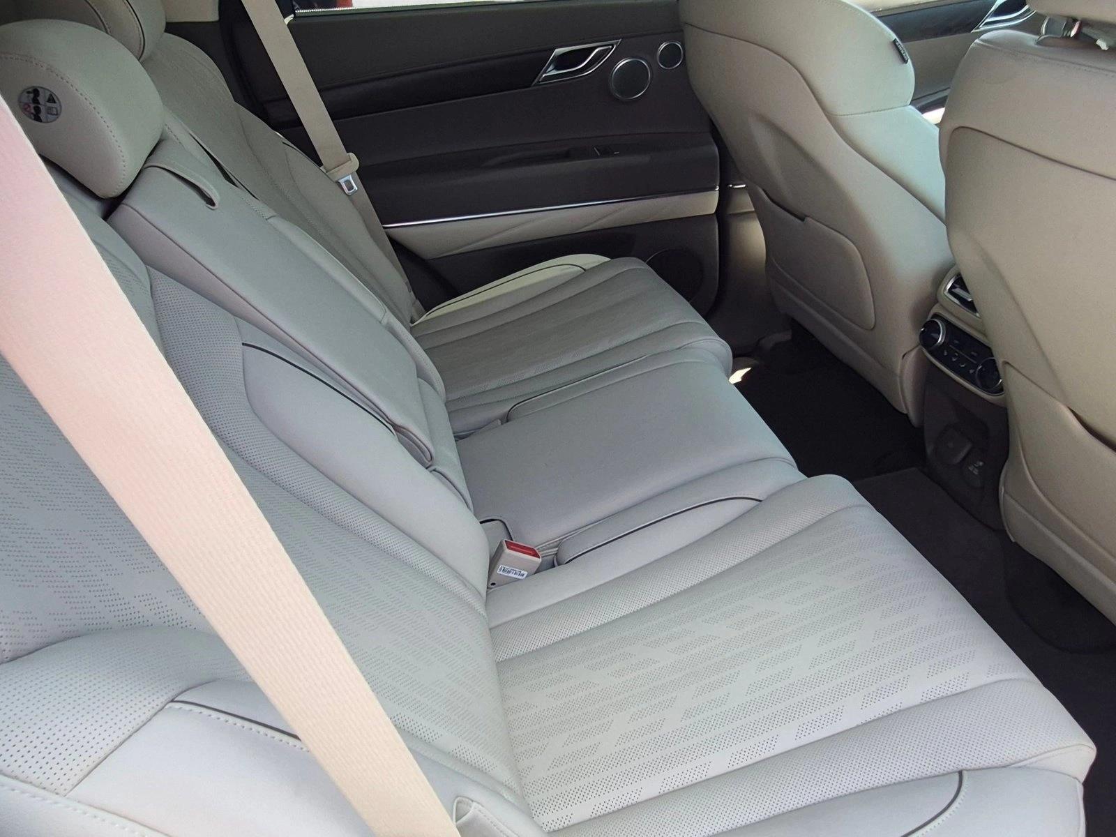2021 GENESIS GV80 Standard - Photo 18