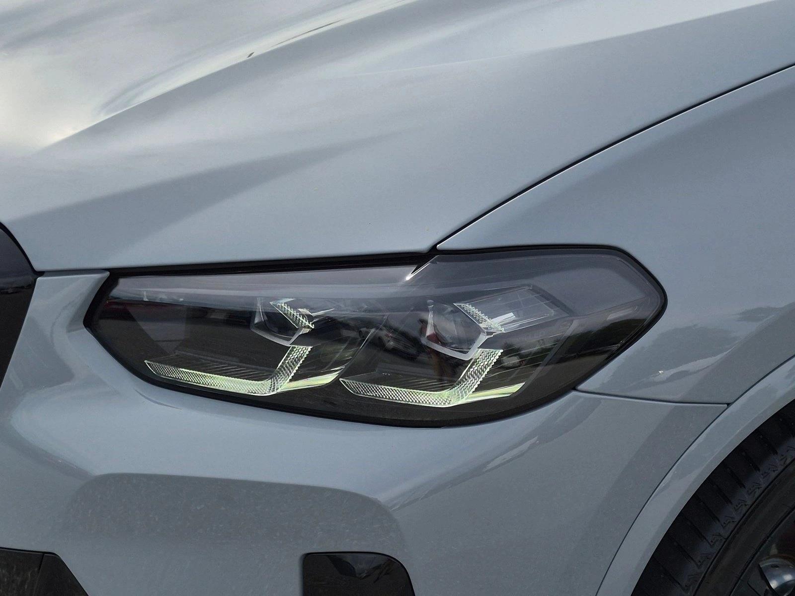 2025 BMW X4 M40i - Photo 13