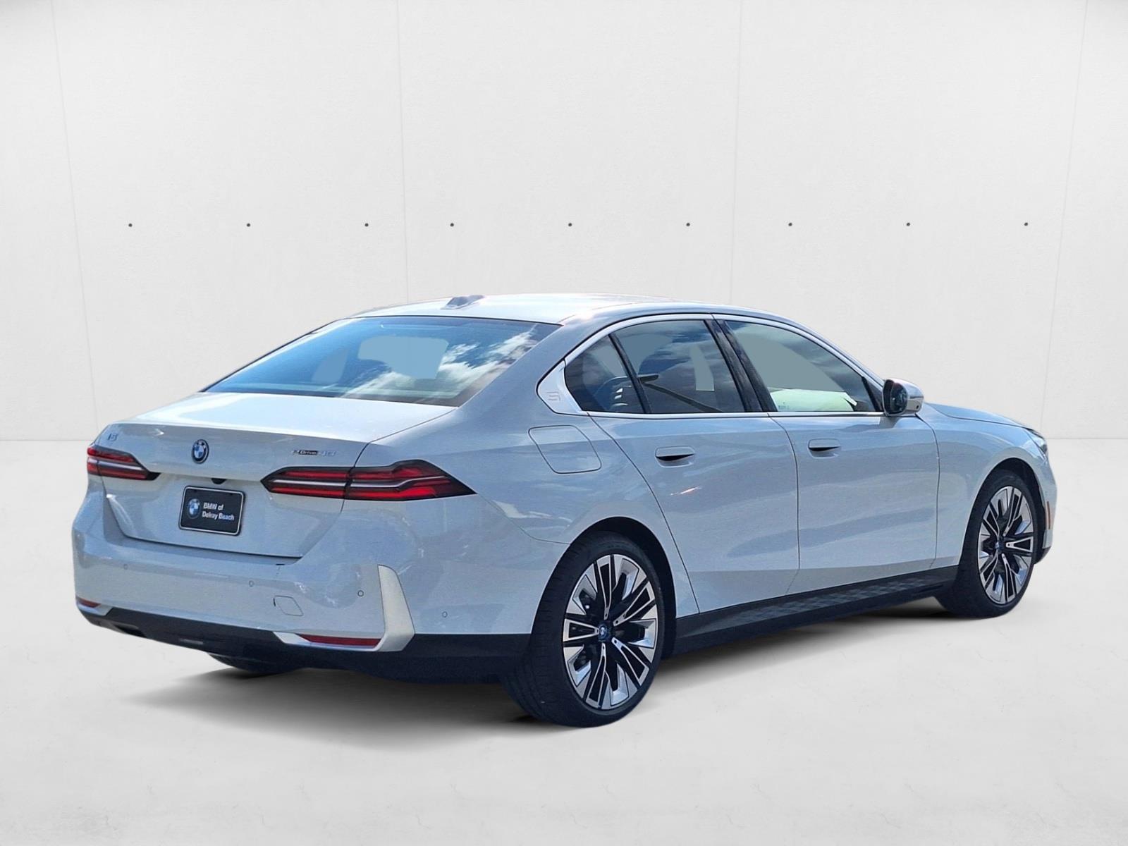 2024 Bmw i5 eDrive40 photo 2