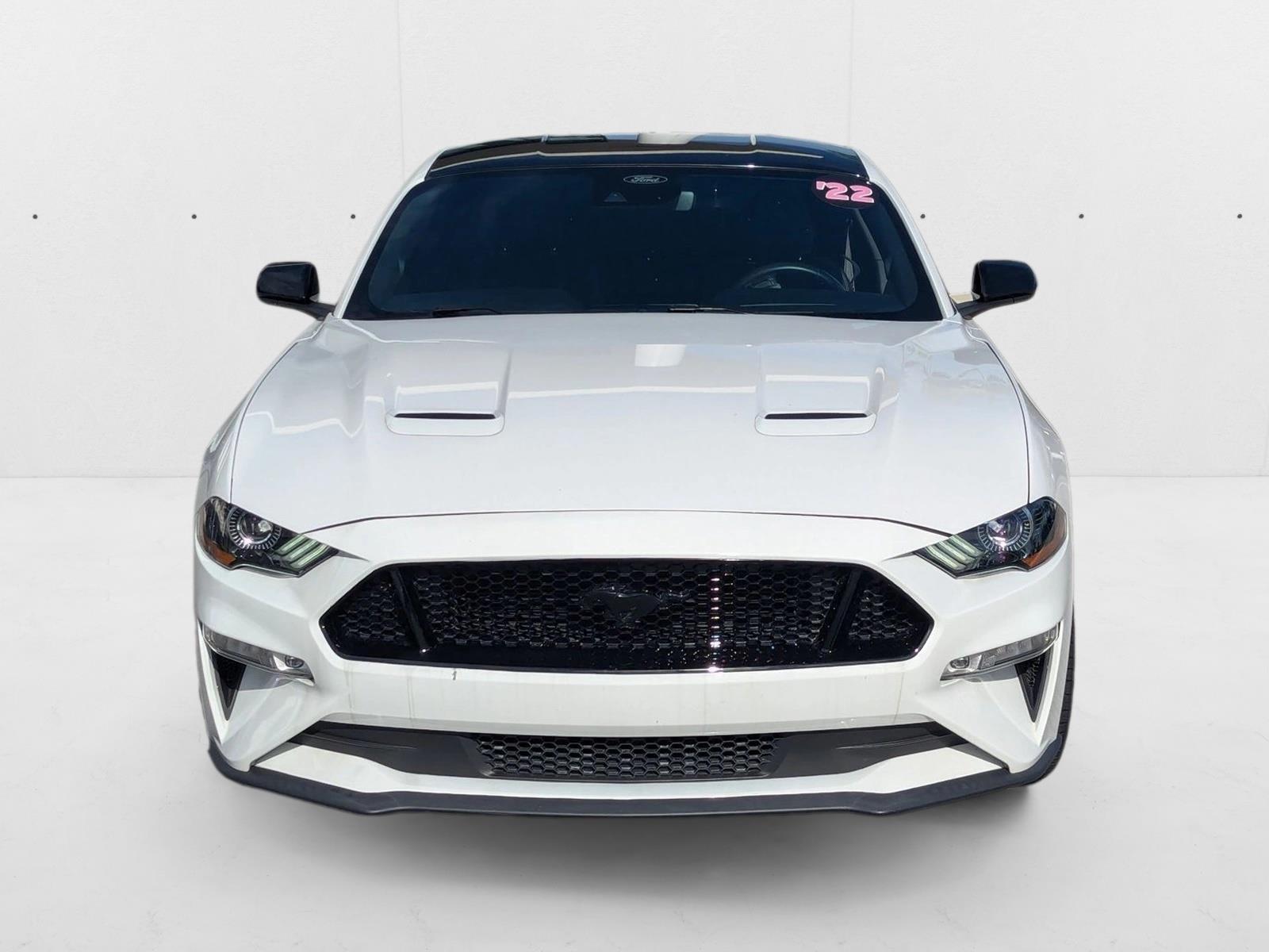 2022 Ford Mustang GT photo 2