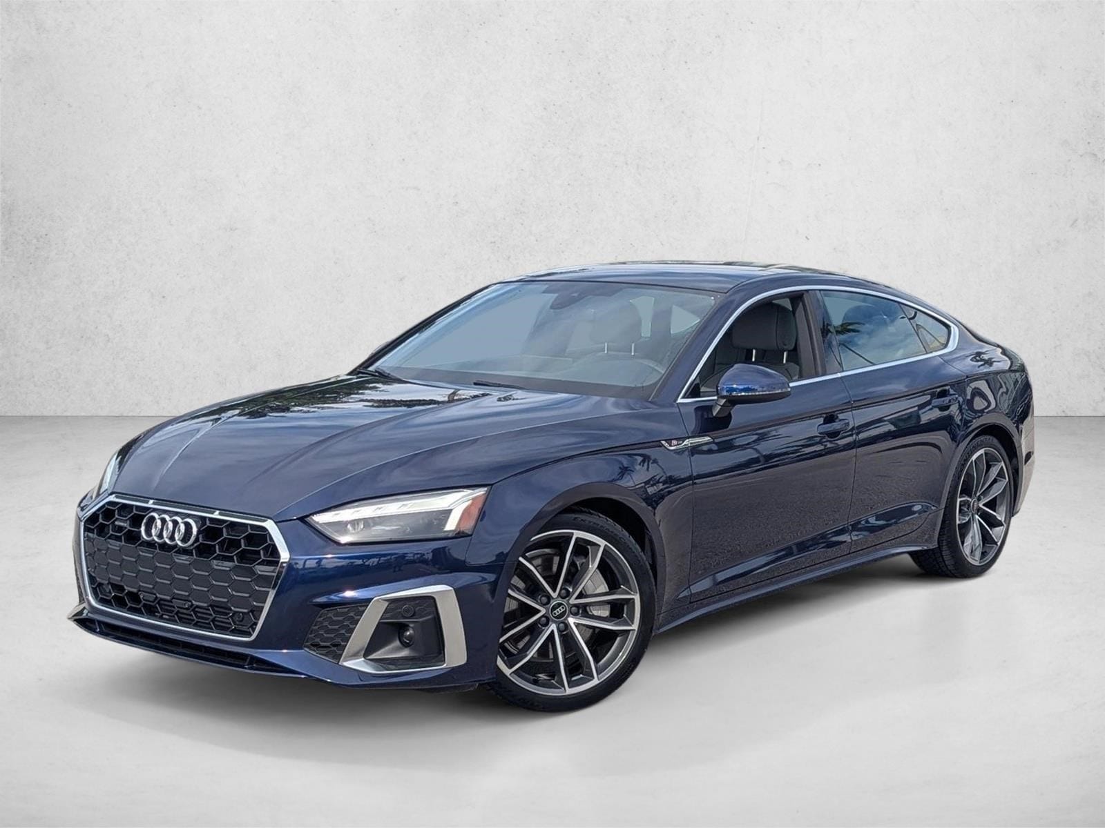 2023 Audi A5 Sportback Premium's photo