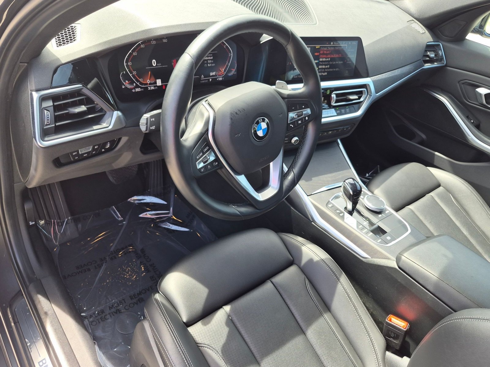 2022 BMW 3 Series 330i - Photo 10