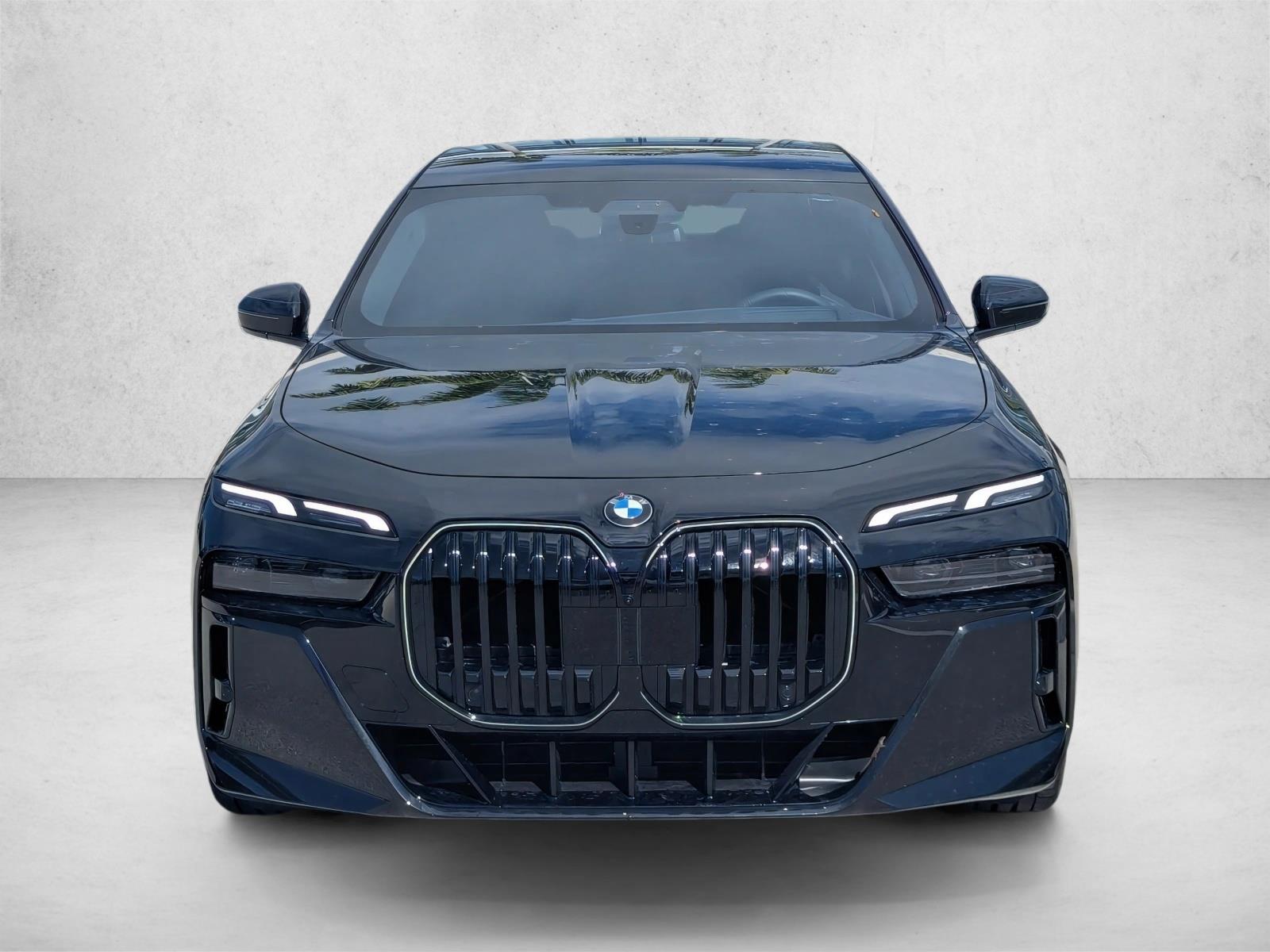 2025 Bmw 740i photo 2