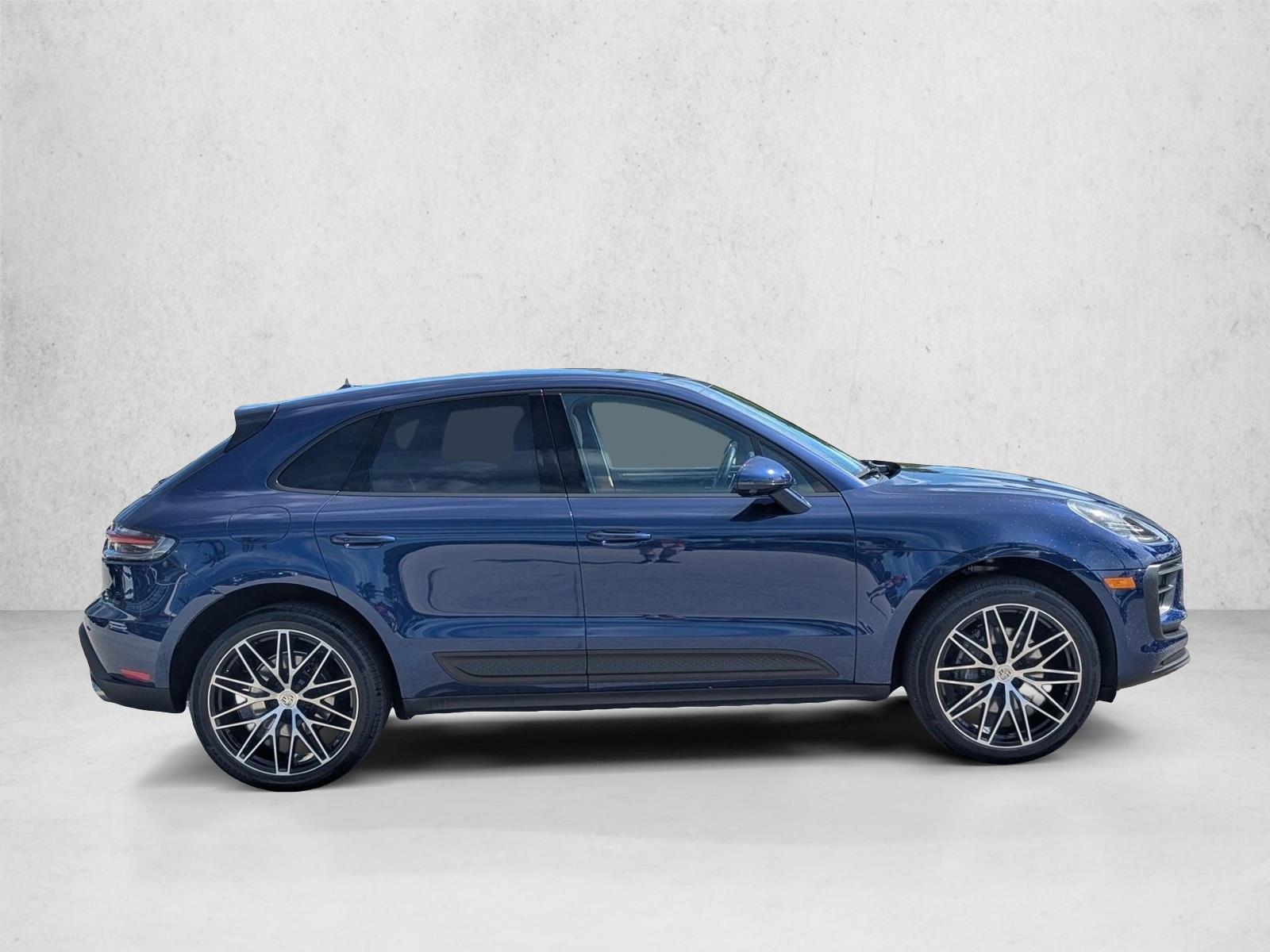 2022 Porsche Macan photo 4