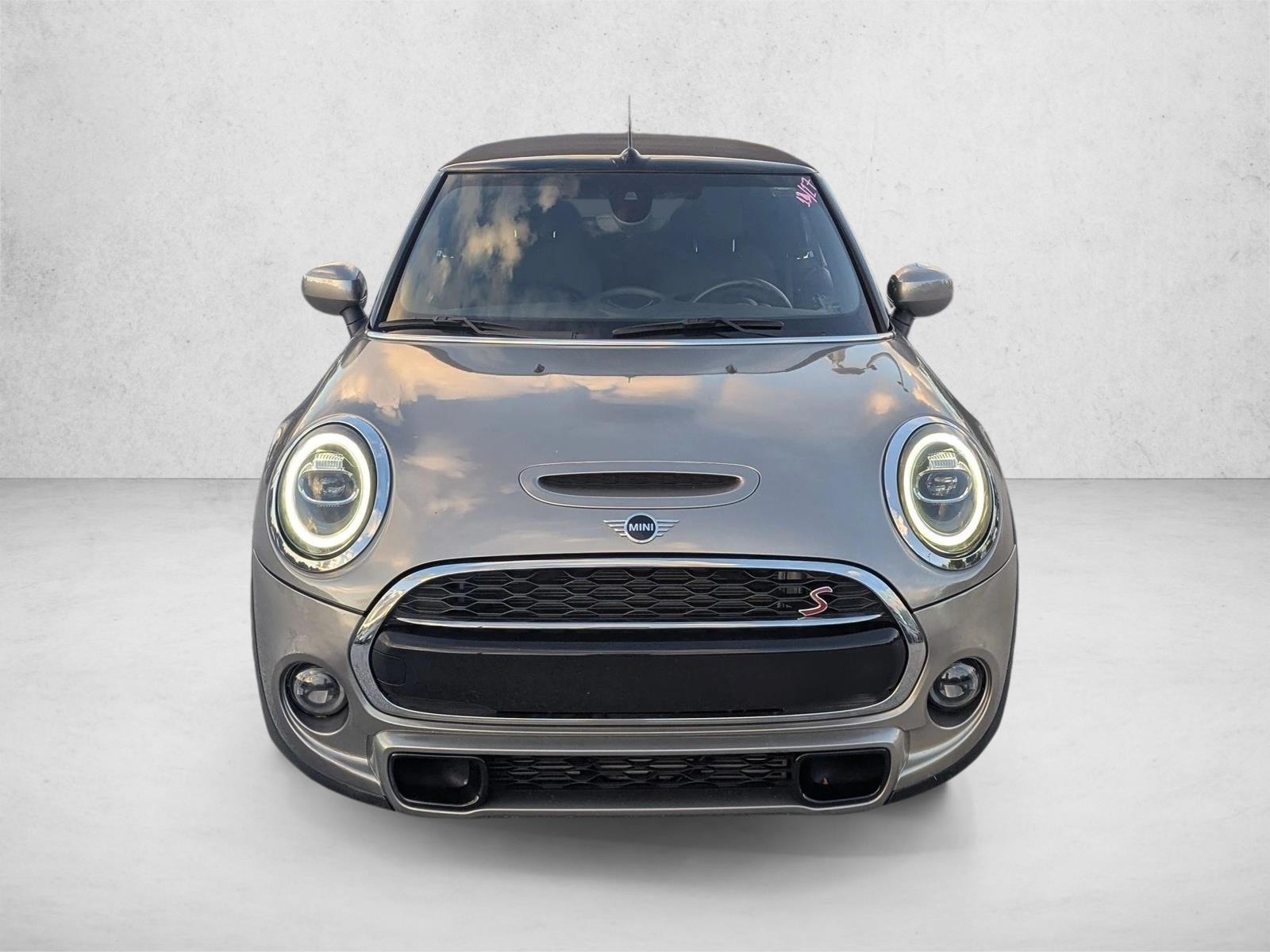 2020 Mini Cooper Convertible S photo 2