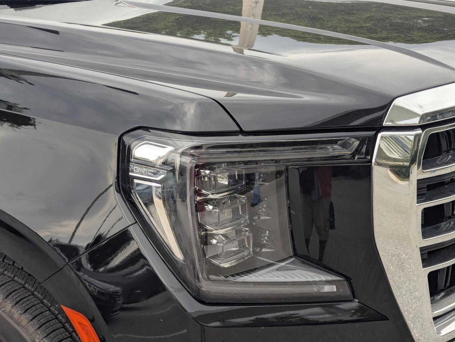 2021 GMC Yukon SLT - Photo 21
