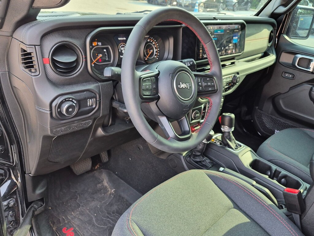 Used 2024 Jeep Wrangler Rubicon SUV