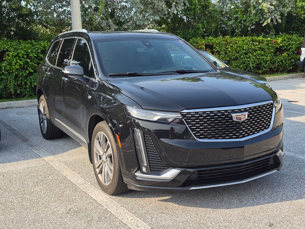 Used 2022 CADILLAC XT6 Premium Luxury SUV