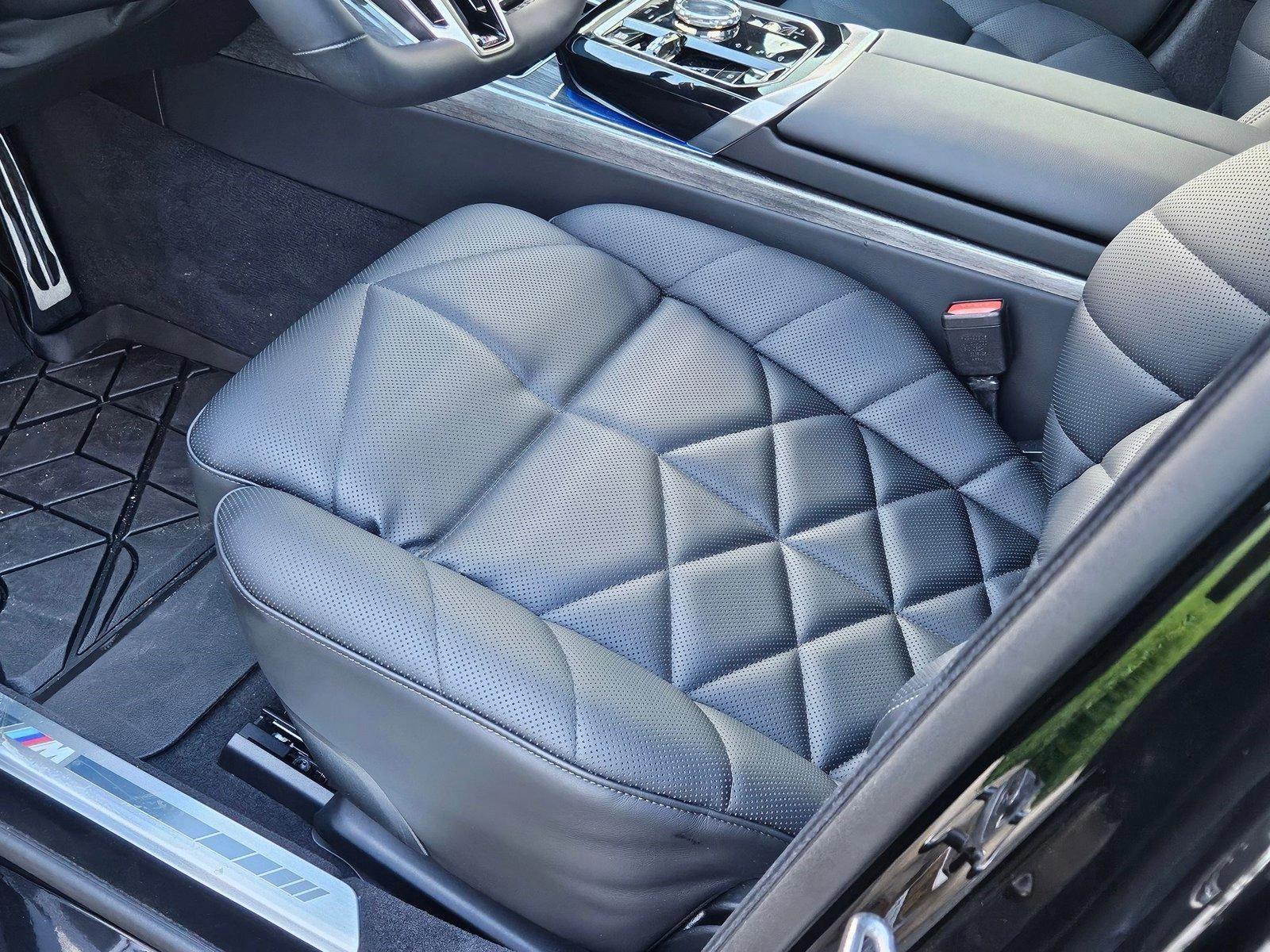 2025 Bmw 740i photo 3