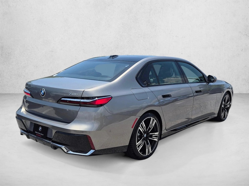 New 2026 BMW 740i xDrive Sedan
