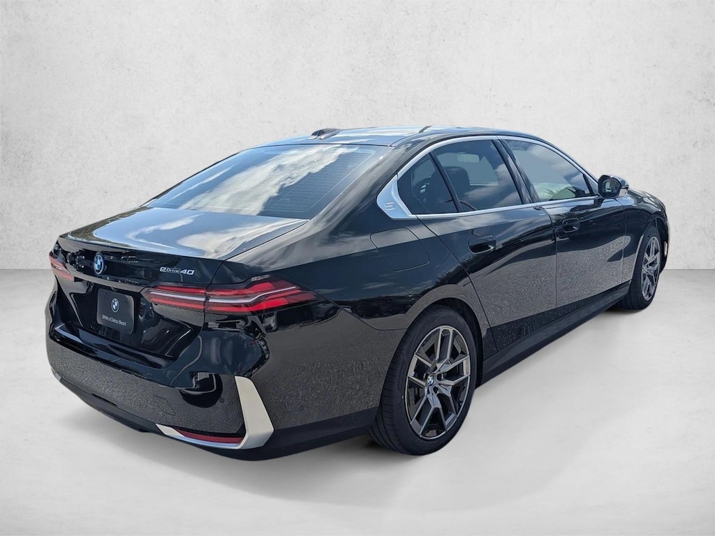 New 2026 BMW i5 eDrive40 Sedan