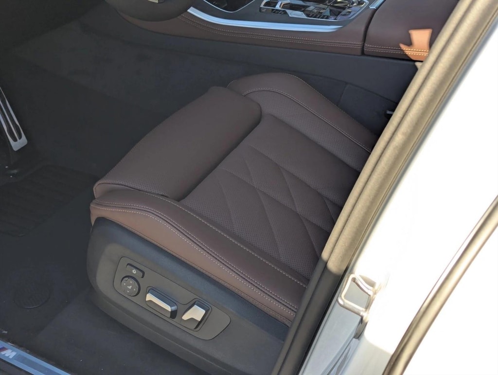 New 2026 BMW X5 PHEV xDrive50e SUV