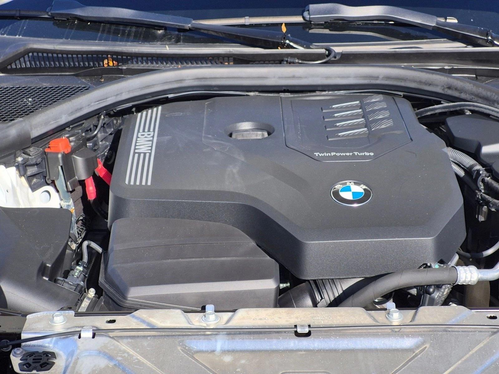 2024 BMW 3 Series 330i - Photo 24