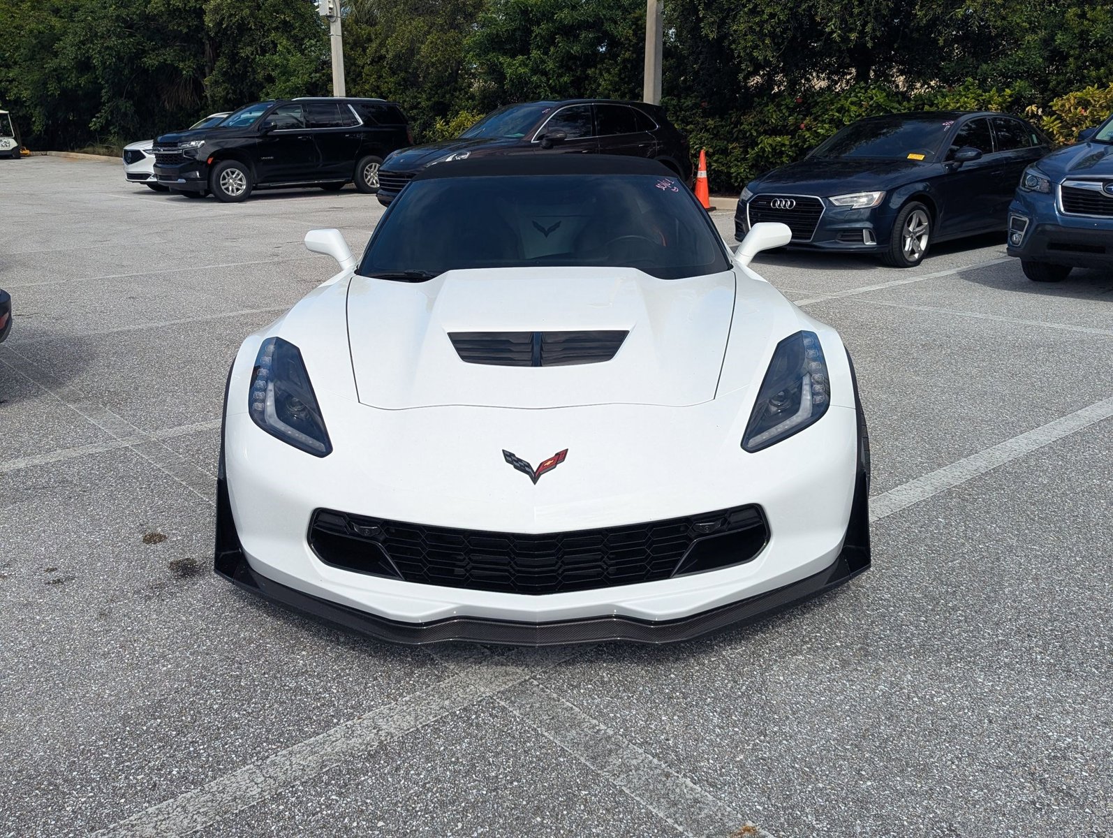 2017 Chevrolet Corvette Convertible Z06 2LZ photo 2