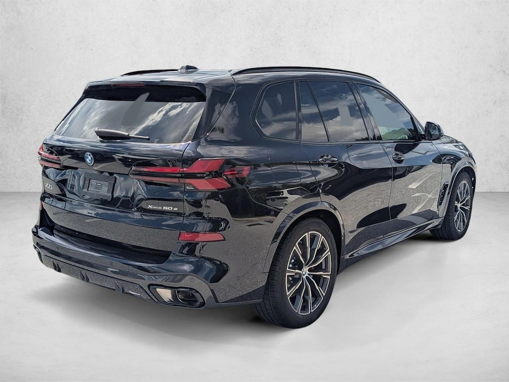 New 2026 BMW X5 PHEV xDrive50e SUV