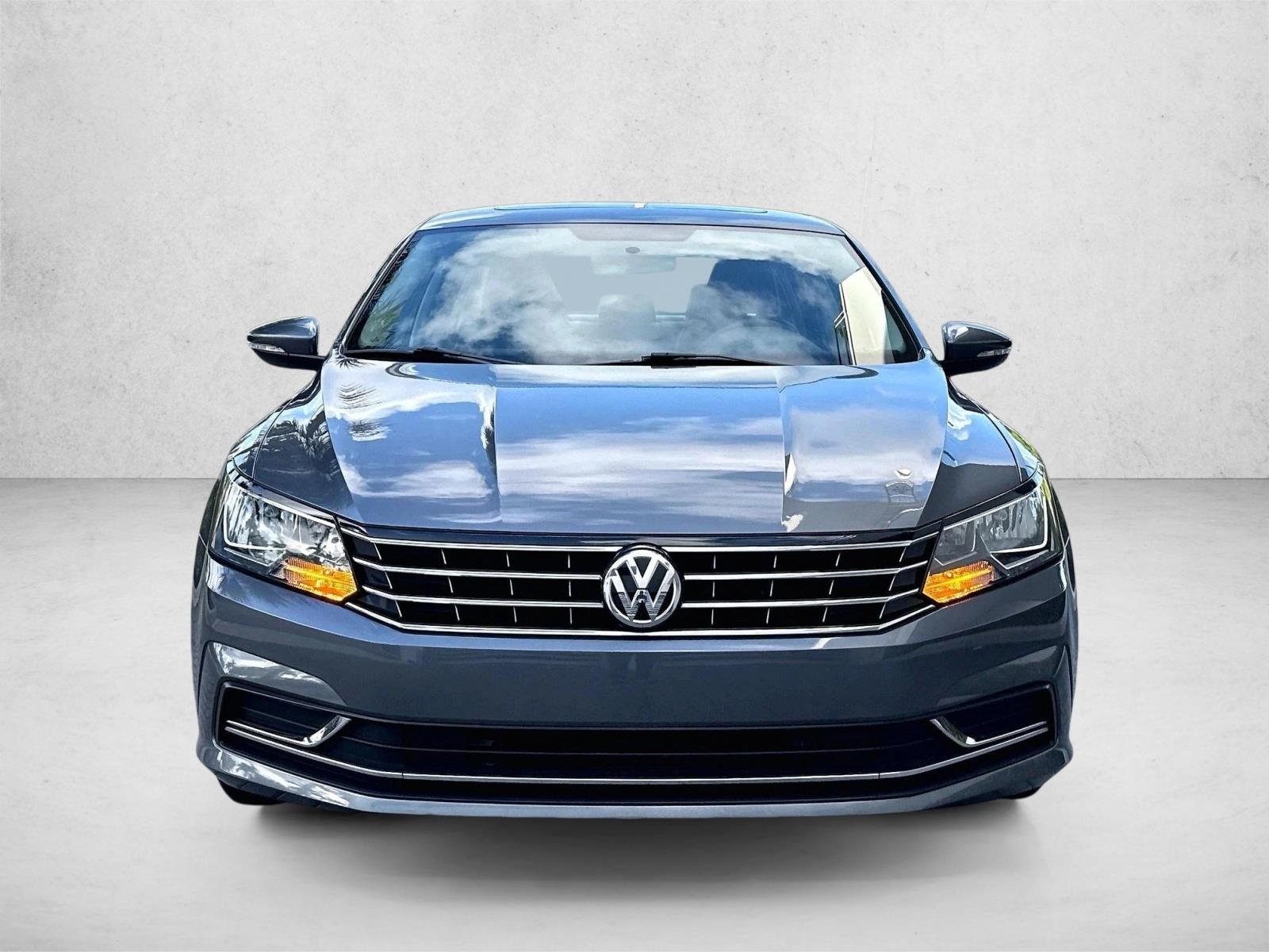 Used 2017 Volkswagen Passat 1.8T SE Sedan