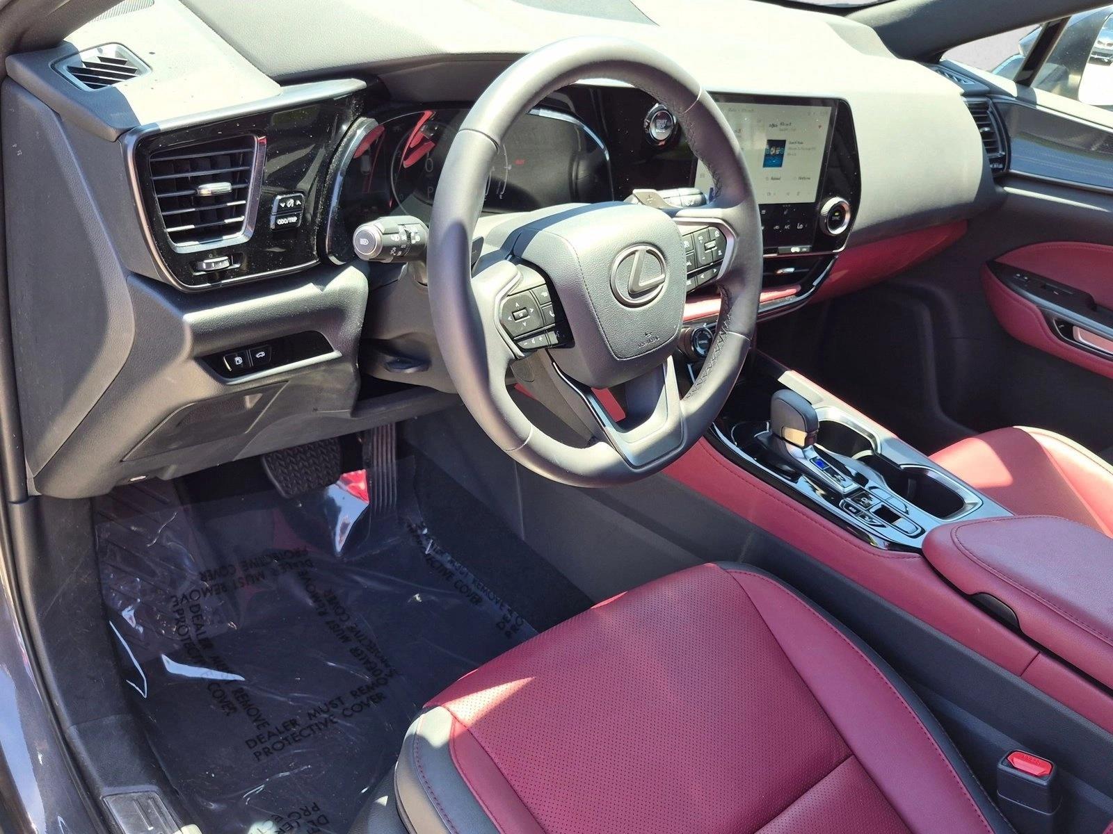 2024 Lexus NX 350 - Photo 10
