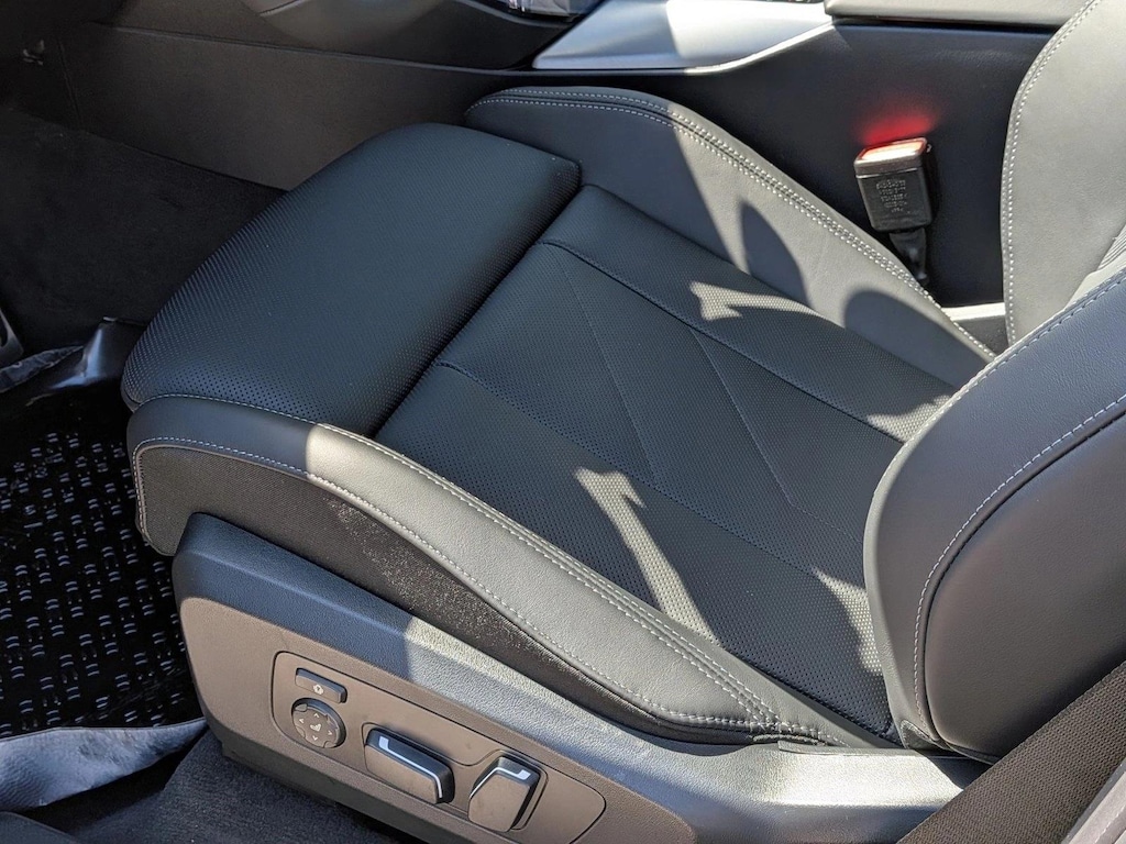 New 2025 BMW X3 30 xDrive SUV