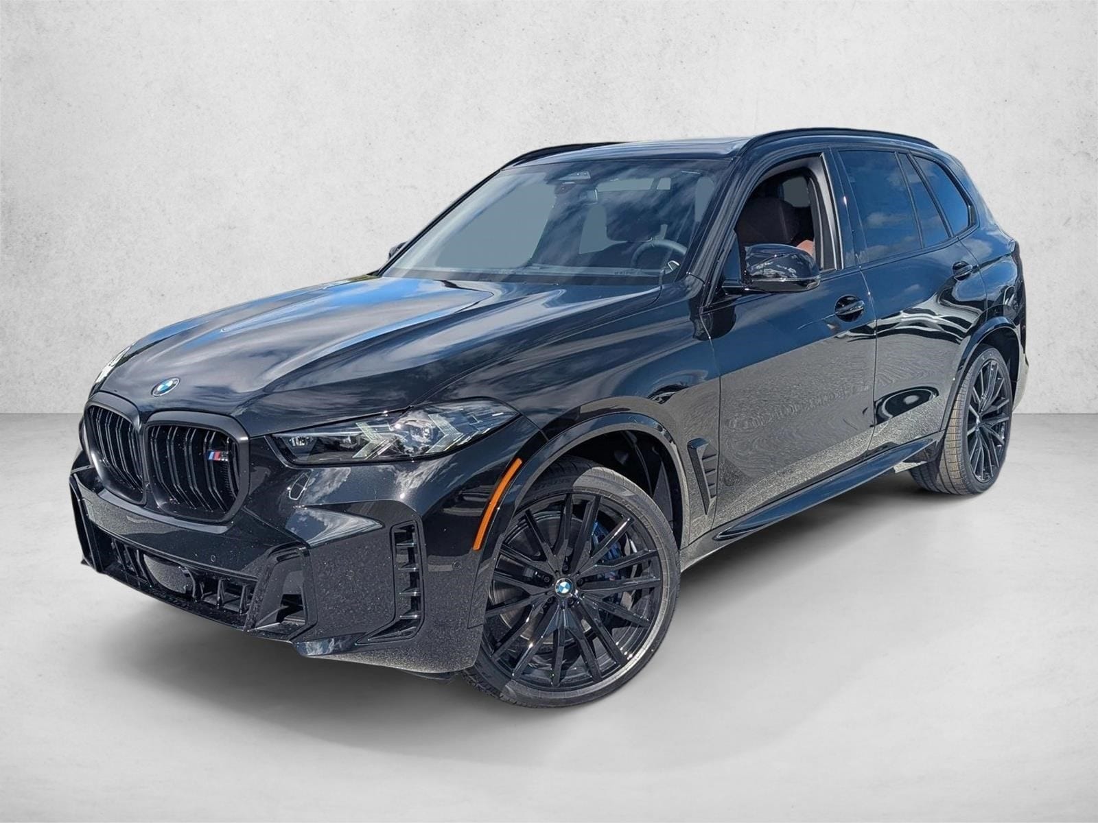 2026 BMW X5 M60i's photo