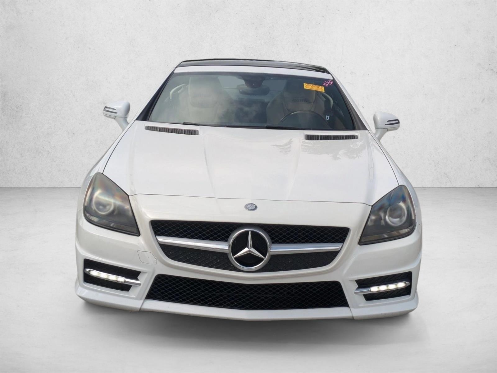 2015 Mercedes Benz SLK 350 photo 2
