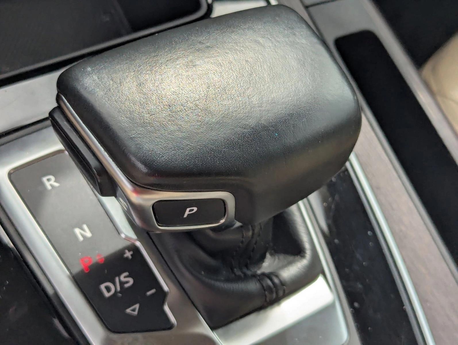 2021 Audi Q5 Premium 45 TFSI photo 4