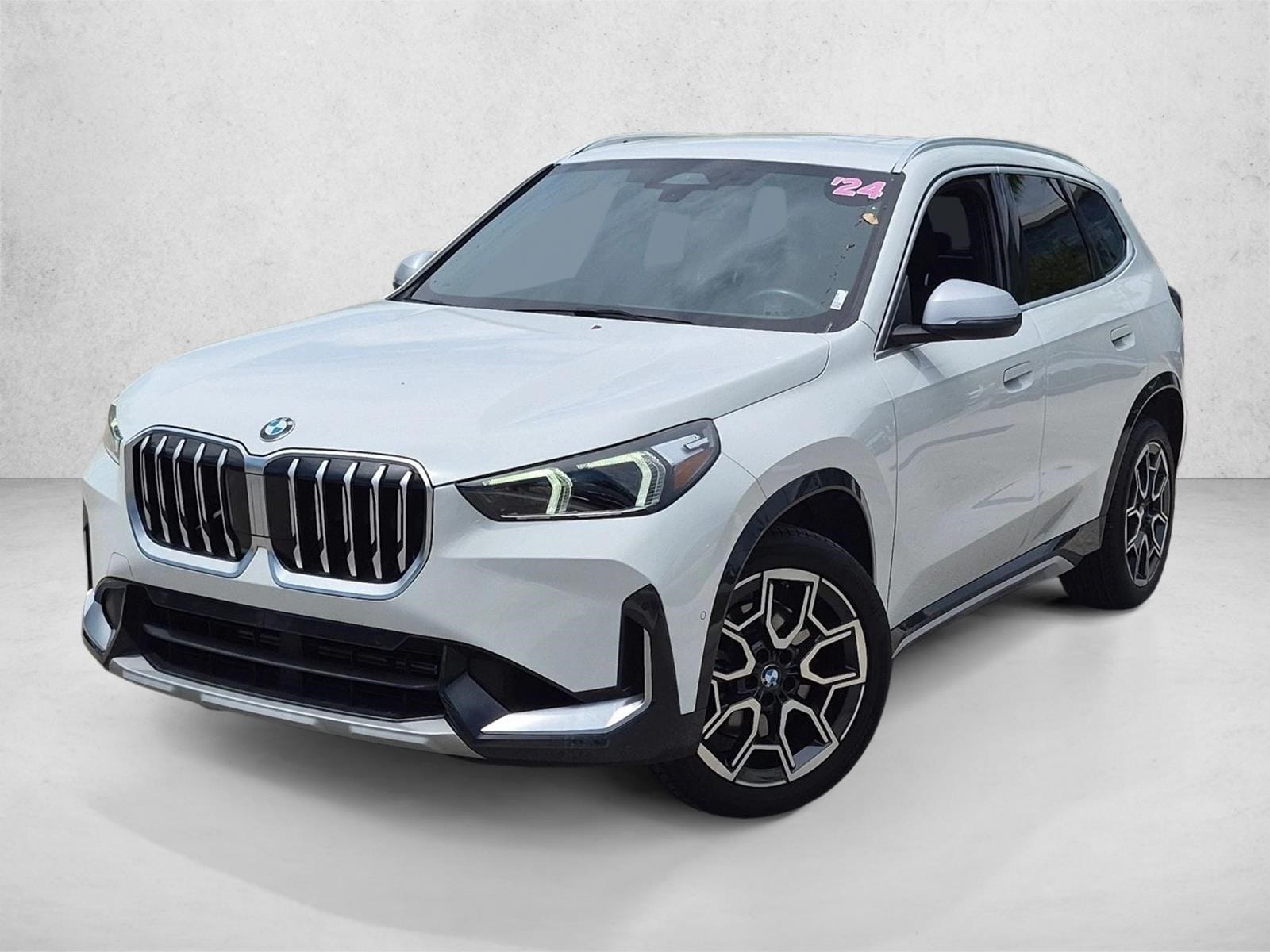 2024 BMW X1 28i