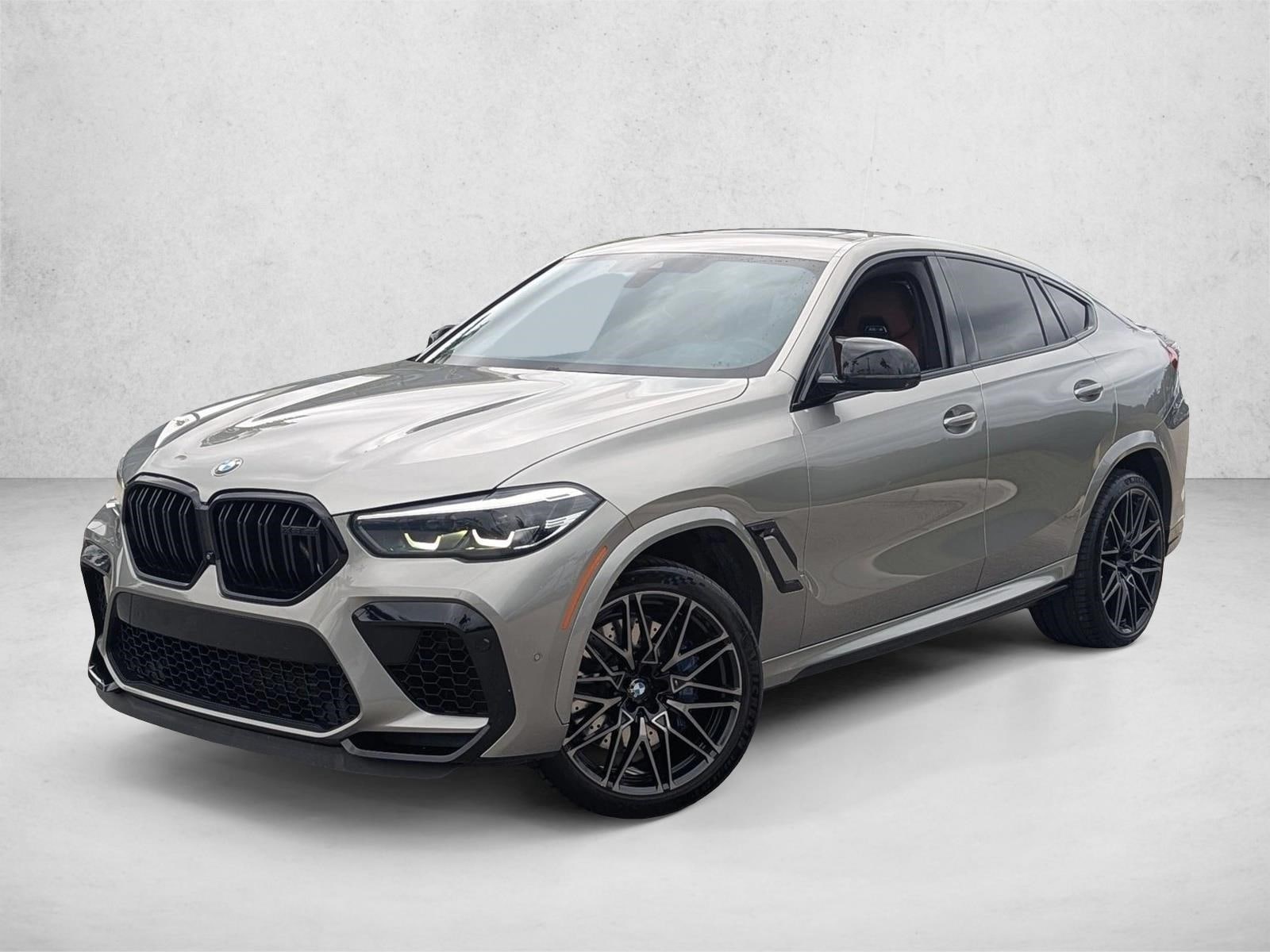 2021 BMW X6 M -'s photo