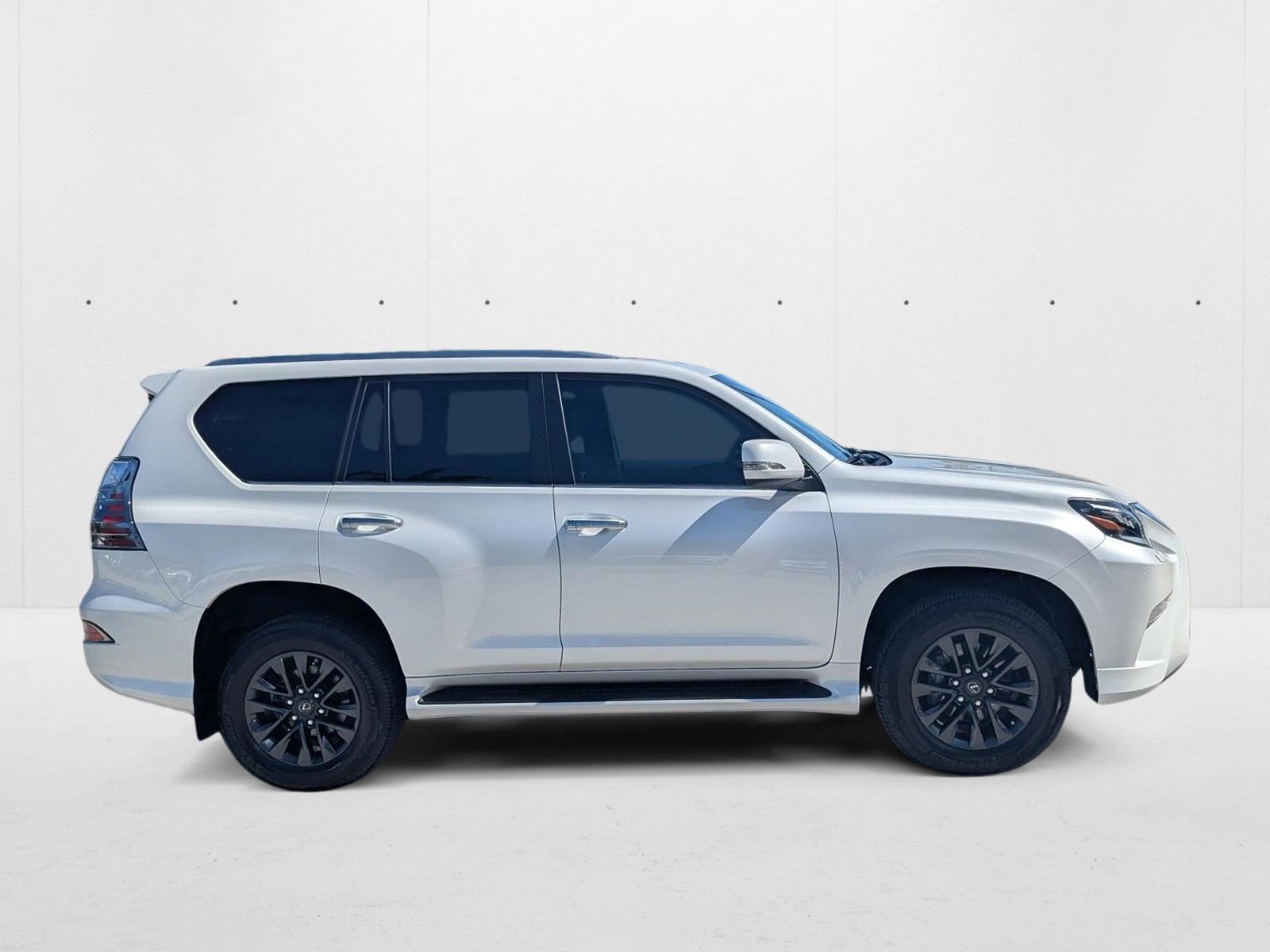 2023 Lexus GX 460 Premium photo 2