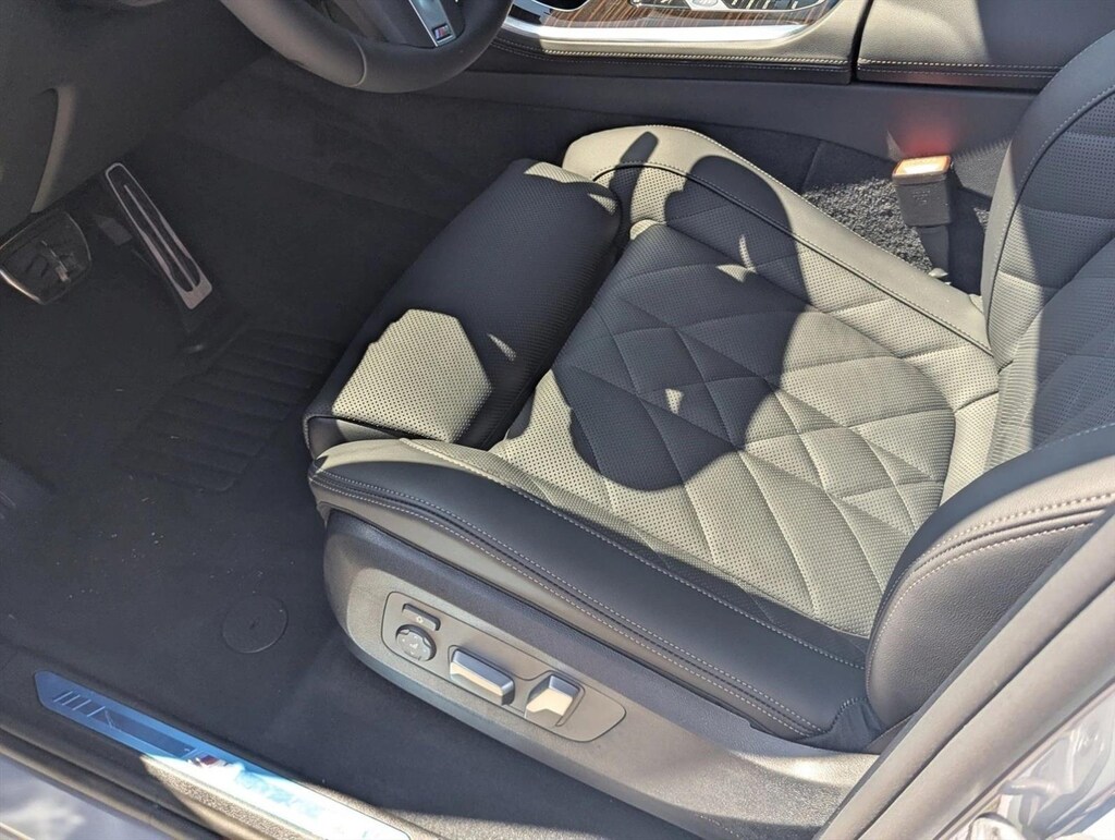 New 2026 BMW X5 sDrive40i SUV