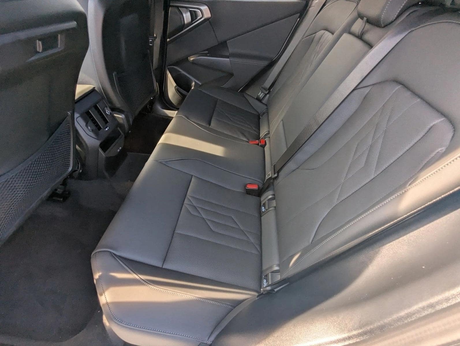 2026 BMW X3 30 - Photo 15