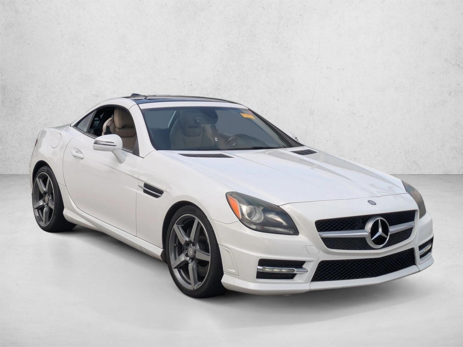 2015 Mercedes Benz SLK 350 photo 3