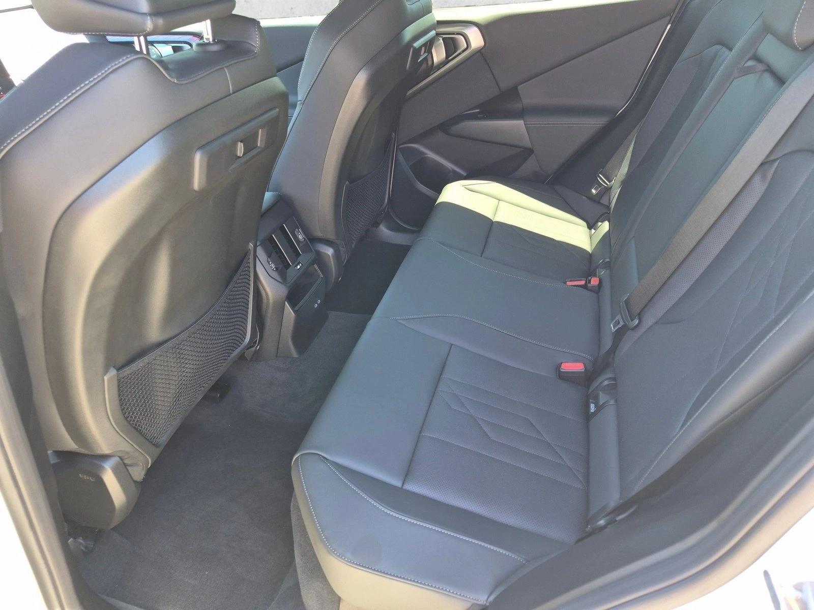 2026 BMW X3 30 - Photo 19