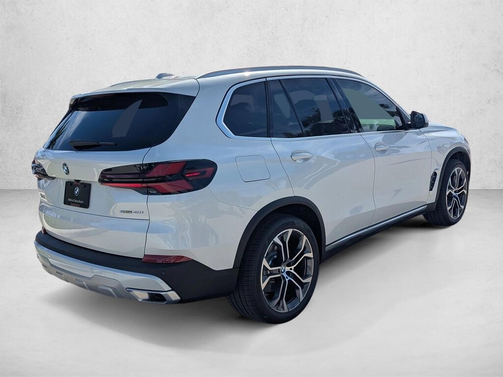 New 2026 BMW X5 sDrive40i SUV