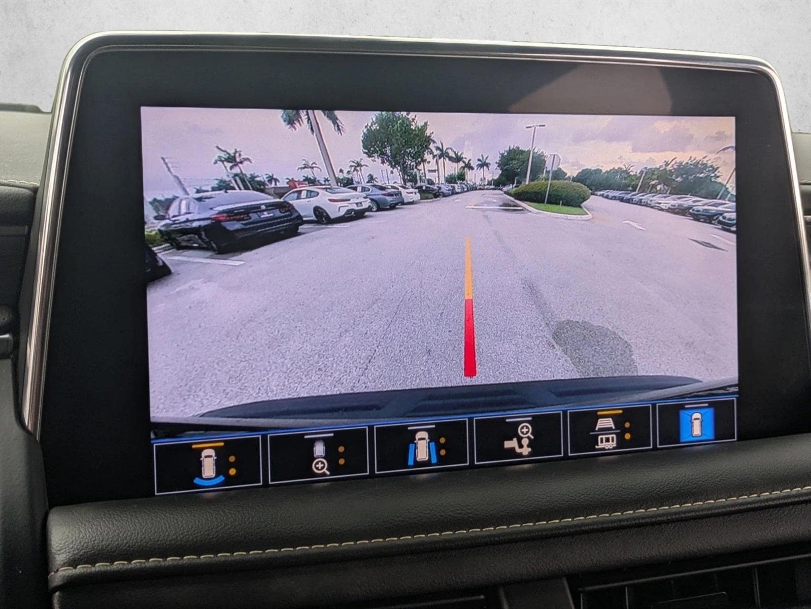 2021 GMC Yukon SLT - Photo 12