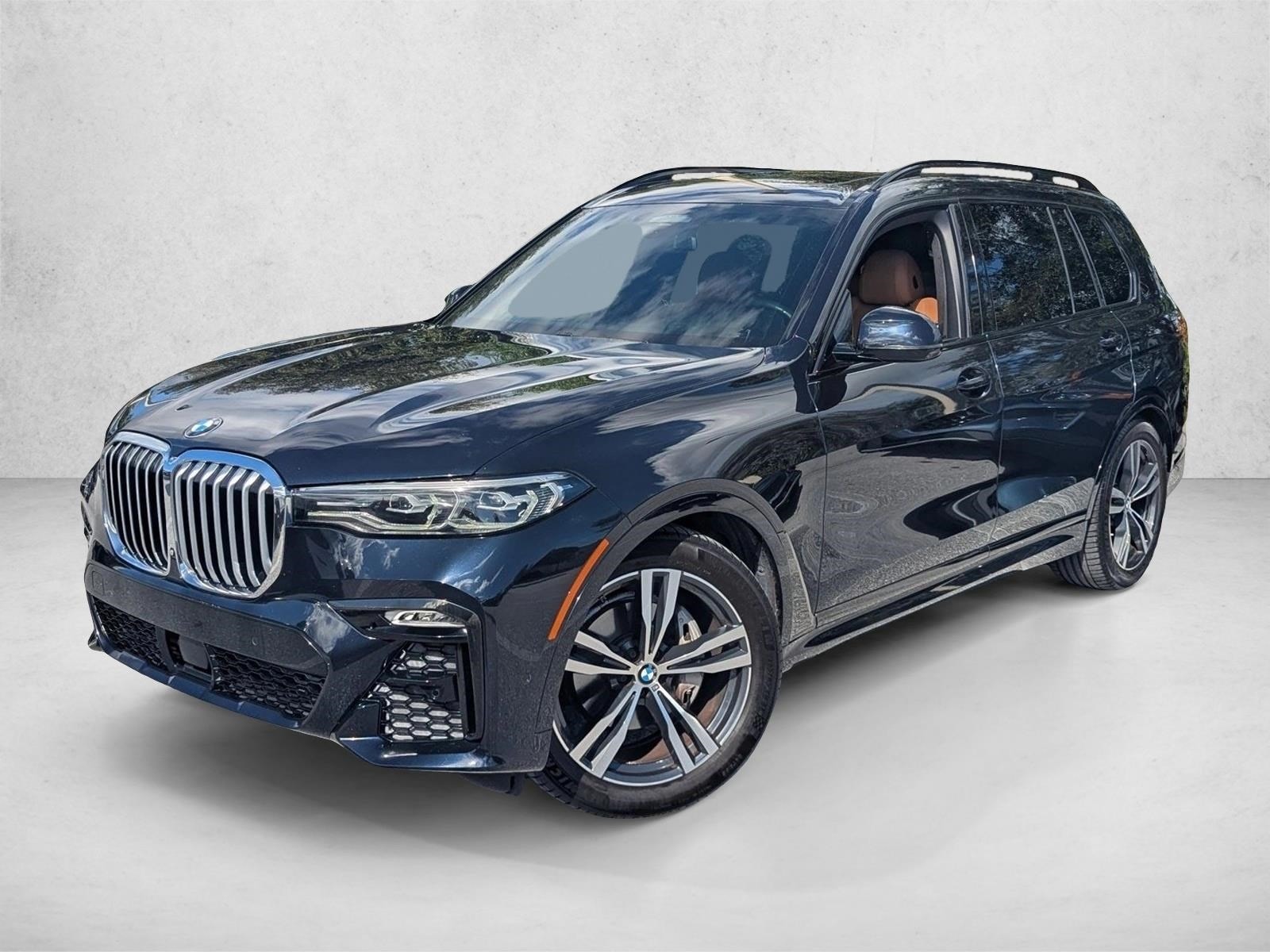 2021 BMW X7 40i's photo