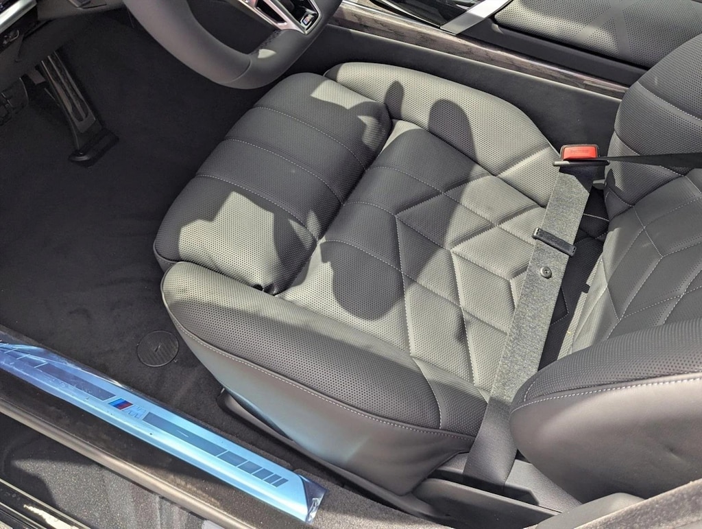 New 2026 BMW i7 xDrive60 Sedan